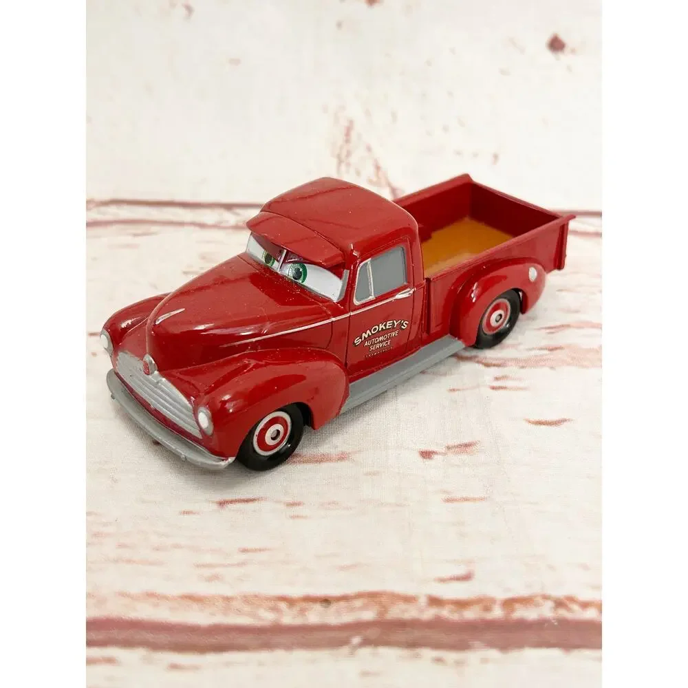 DISNEY PIXAR Cars Heyday Smokey Diecast Pickup Truck 1:55 Scale Red
